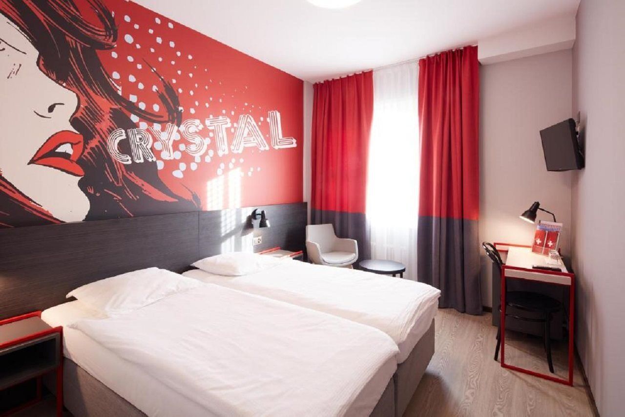 Hotel Crystal Лозанна Экстерьер фото